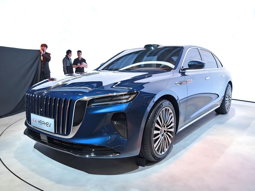 Hongqi H9 PHEV, напојуван со 2,0T приклучок - во хибриден погон и опремена со активна суспензија, ќе биде лансиран во втората половина на 2025 година.