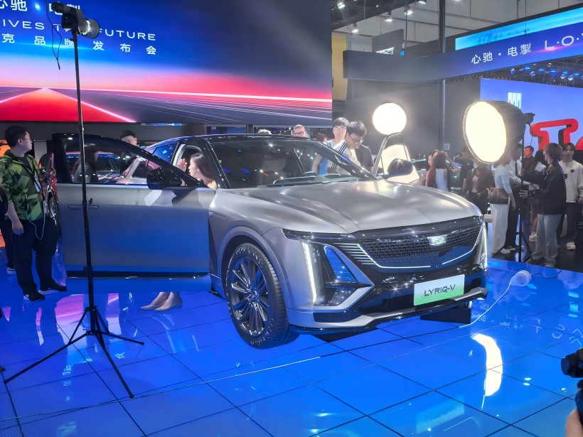 Верзијата со висока изведба на IQ 锐歌! Cadillac Leriq - V ќе биде лансиран во рок од оваа година.